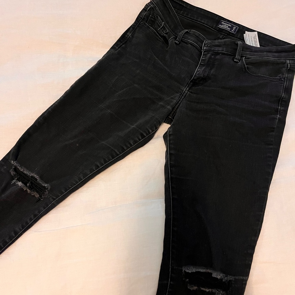 Abercrombie & Fitch Black Harper Super Skinny Jeans Size 27 4S